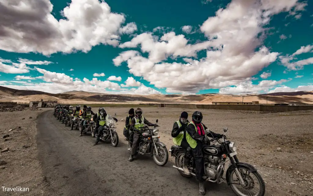 Best Time To Visit Leh Ladakh For Snowfall, or Honeymoon | ladakh road trip | leh ladakh bike trip